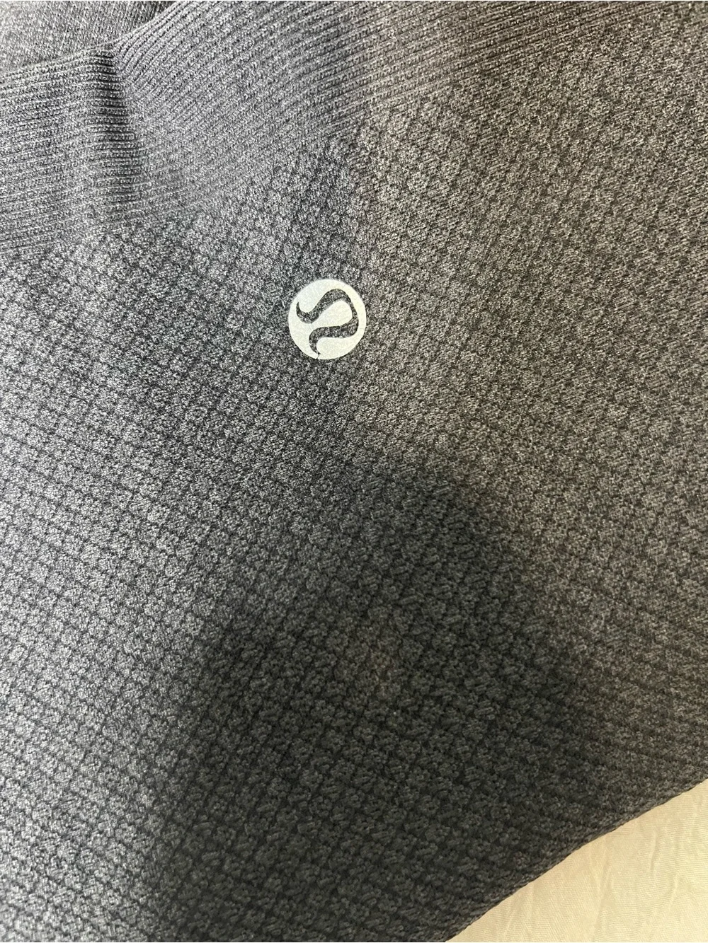 Lululemon Cropped Leggings Black SZ 12 EUC